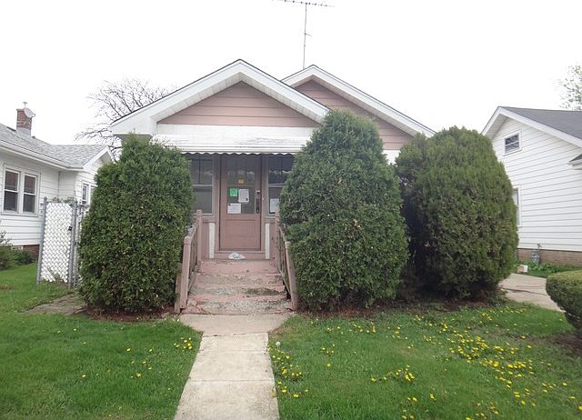 1st image of 21 N Burton Ave