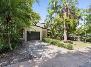 5520 San Vicente St, Coral Gables, FL 33146