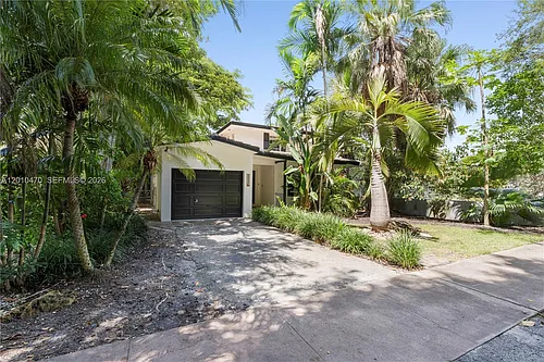 5520 San Vicente St Photo 1