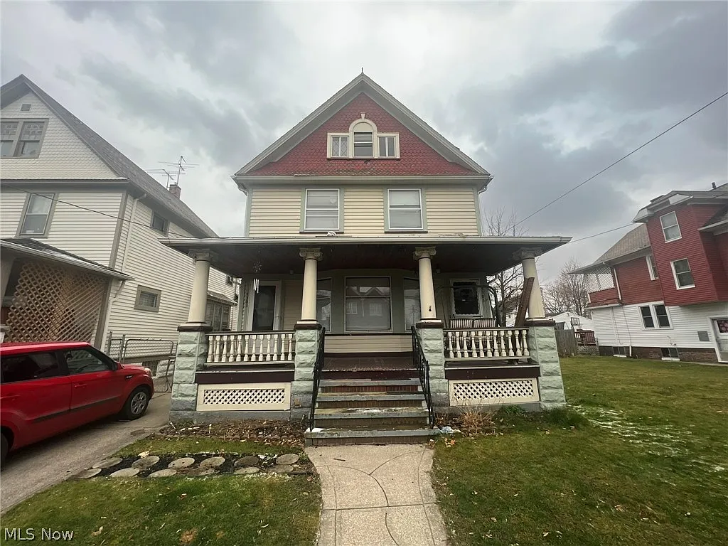 4303 Trowbridge Ave photo 1