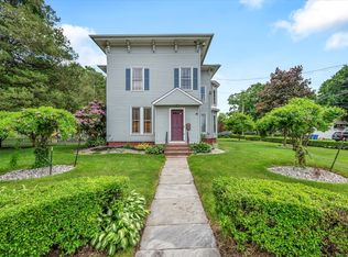 74 Woodbridge St, Manchester, CT 06042