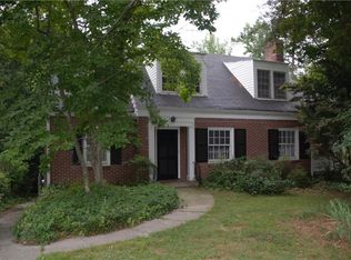 684 E Paces Ferry Rd NE, Atlanta, GA 30305