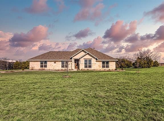 2nd image of 120 Private Road 2658