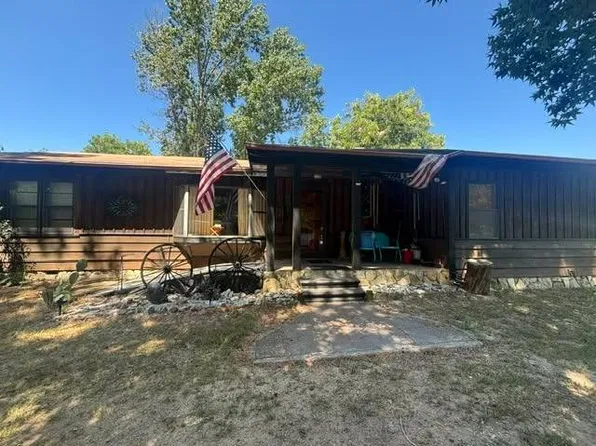 901 S Ohio St, Tishomingo, OK 73460