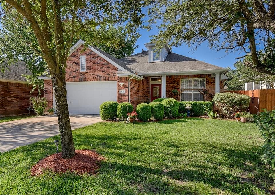 1st image of 3725 Pine Needle Cir