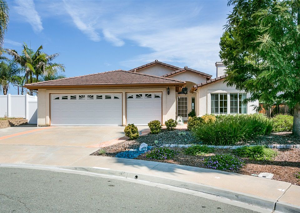2nd image of 8708 Dania Ct