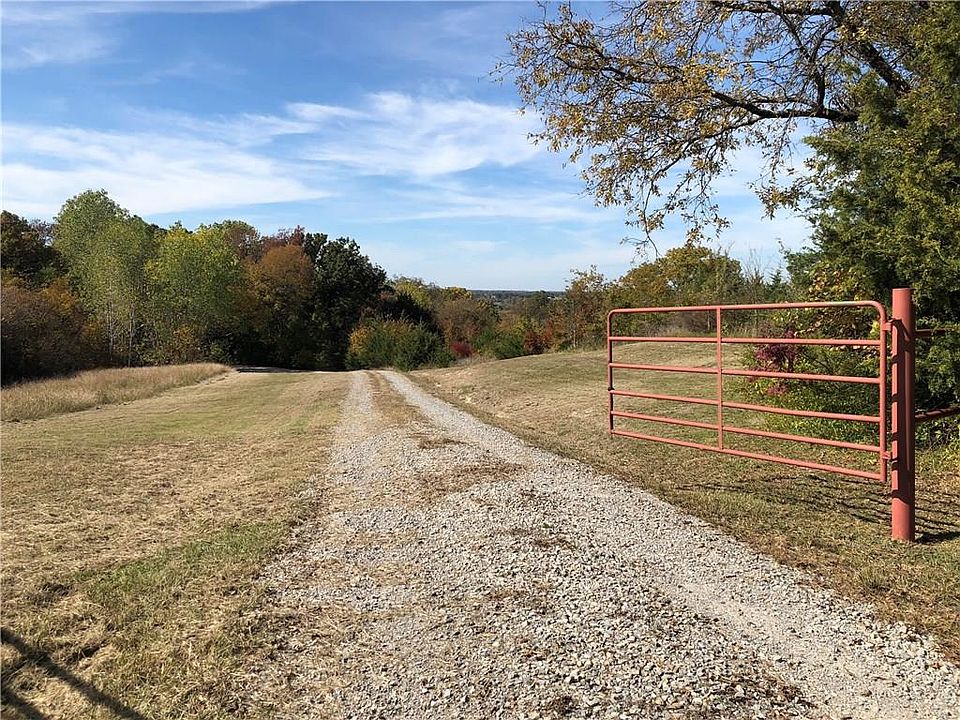 1st image of 1050 County Road 4245