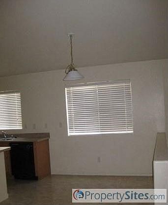 5th image of 3642 N French Pl