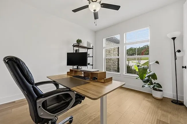 6717 Liberty Grotto Ct — Photo 15