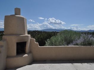 1733 San Ysidro Xing, Santa Fe, NM 87507