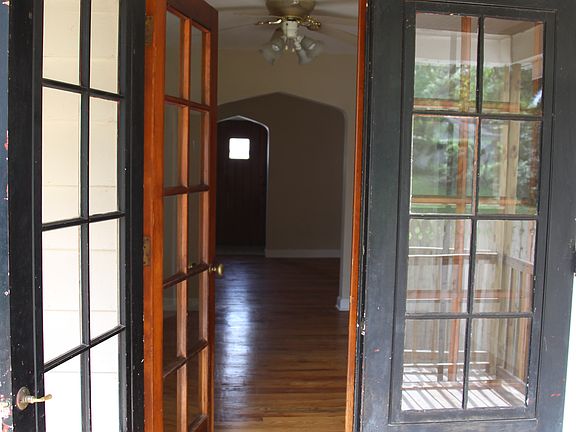 5th image of 2406 23rd Ave