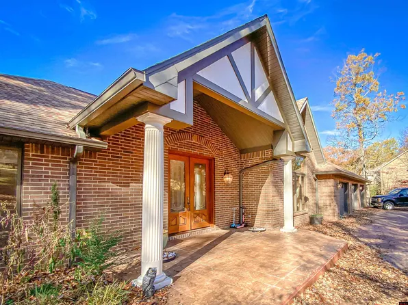 304 Northpointe Dr, Mountain Home, AR 72653