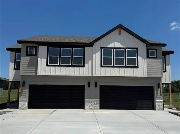 19704 W 195th Pl, Spring Hill, KS 66083