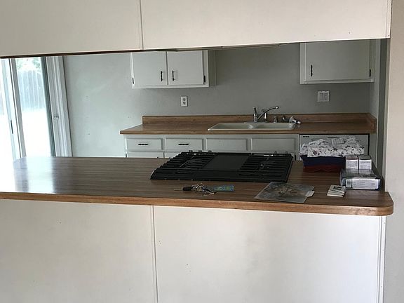 Open kitchen