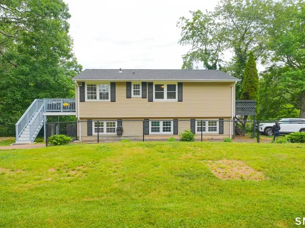 16 Miami Street, East Haven, CT 06513