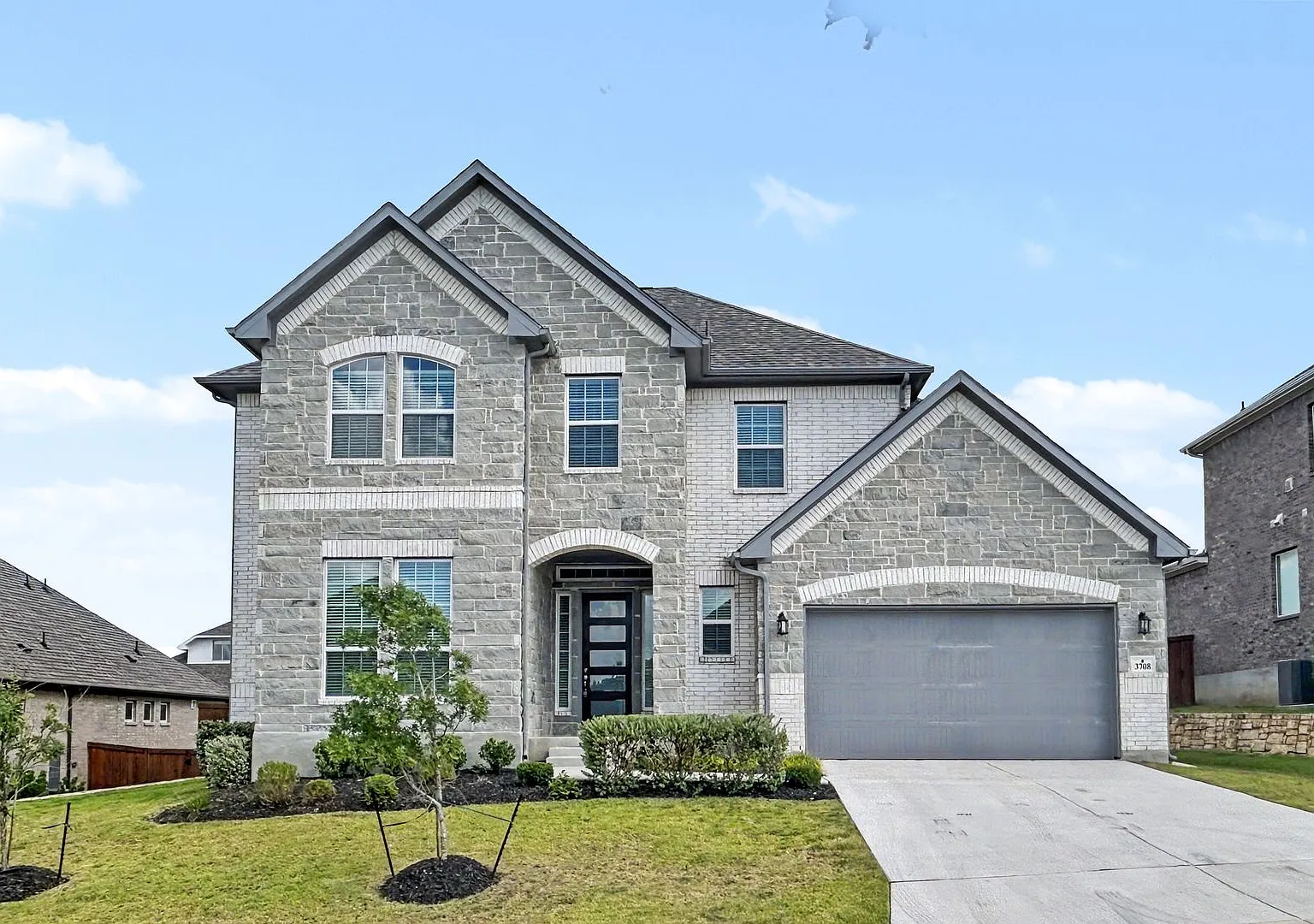 Modern Elegance in Cibolo Canyons | 4 Bed | 3.5 Bath | 3-Car Tandem Garage — Photo 1