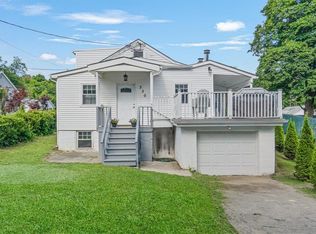 330 Sylvan Lake Rd, Hopewell Junction, NY 12533