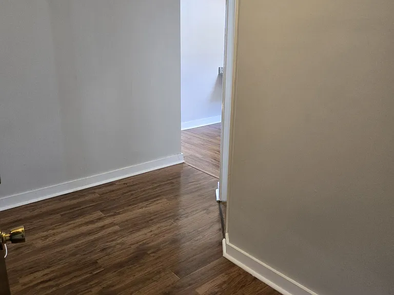 1124 Commonwealth Ave — Photo 213