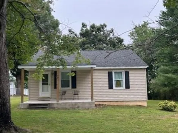 1401 Chalk Level Rd, Chatham, VA 24531