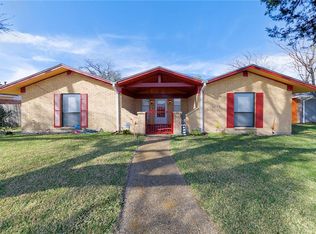 4005 Hillsdale Ln, Garland, TX 75042