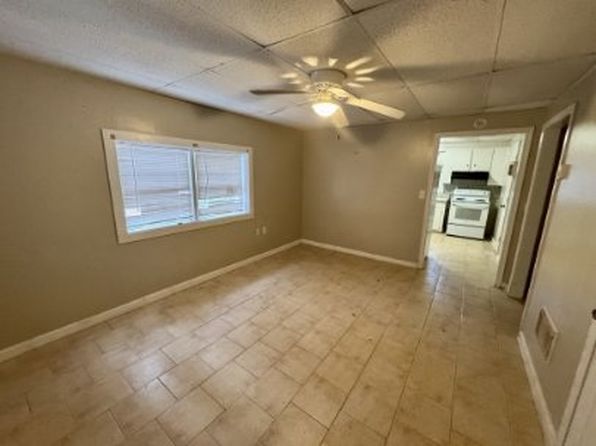 407 Old Central Rd APT 3