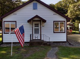 7874 N Tippecanoe Dr, Walkerton, IN 46574