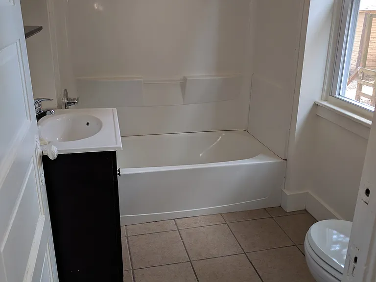 1238 Wealthy St SE #1 — Photo 9