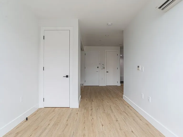 2510 Bedford Ave #5M — Photo 10