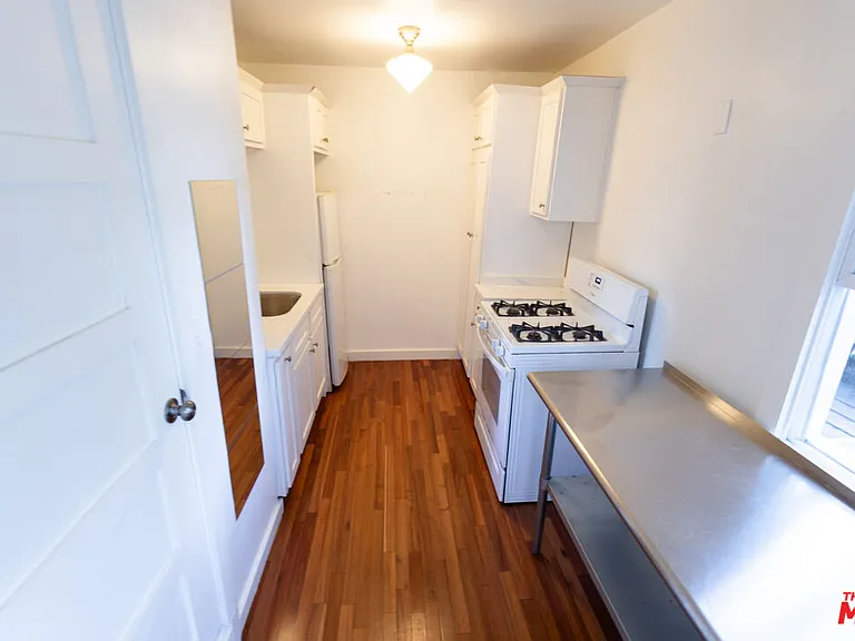 2236 Loma Vista Pl #2 — Photo 7