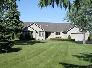 3700 Heiss Rd, Monroe, MI 48162