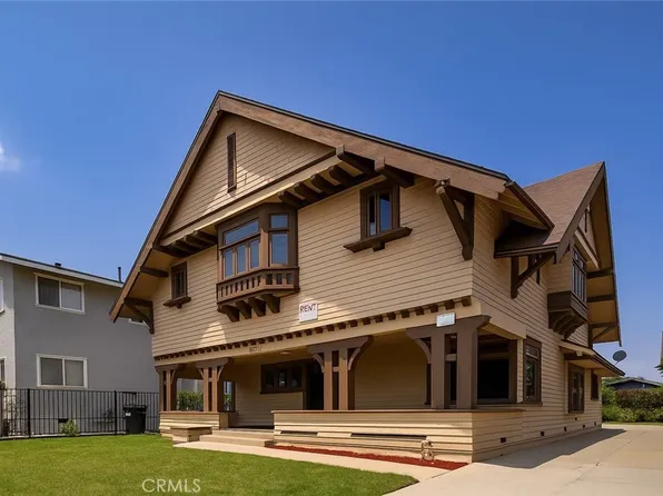 1676 W 24th St, Los Angeles, CA 90007