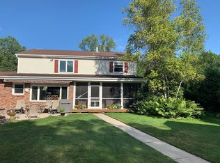 5611 Peters Dr, West Bend, WI 53095