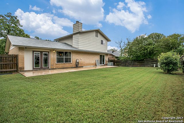 2nd image of 6659 Country Field Dr