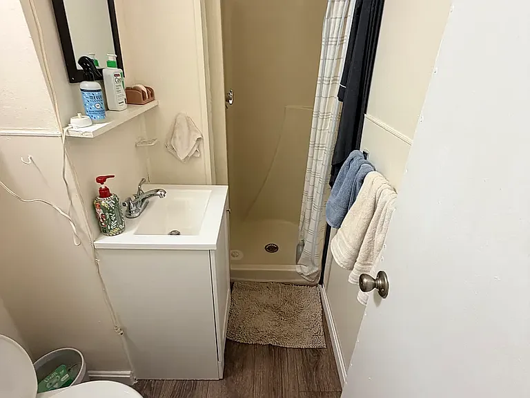 149 Strathmore Rd #3 — Photo 10
