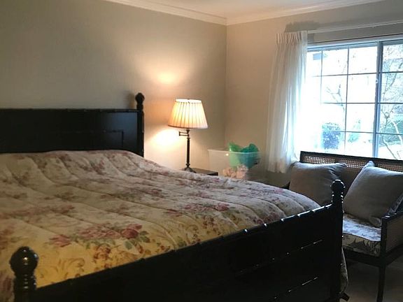 5th image of 115 Valley Club Cir