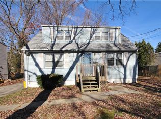 8 Lois Ave, East Brunswick, NJ