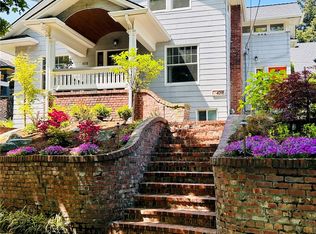 4715 Stone Way N, Seattle, WA 98103