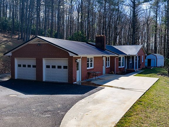 2nd image of 469 Burnett Rd SW