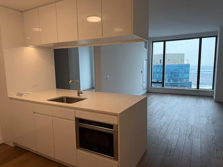 99 Hudson St #4605 — Photo 4