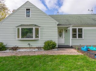 1561 Creek St, Rochester, NY 14625