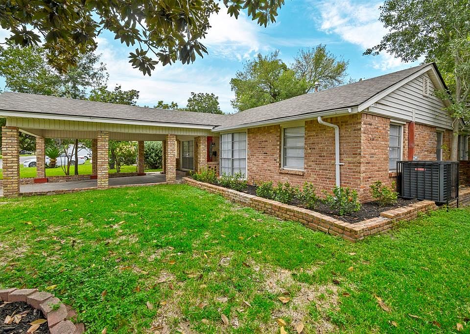 1st image of 1435 Demaree Ln