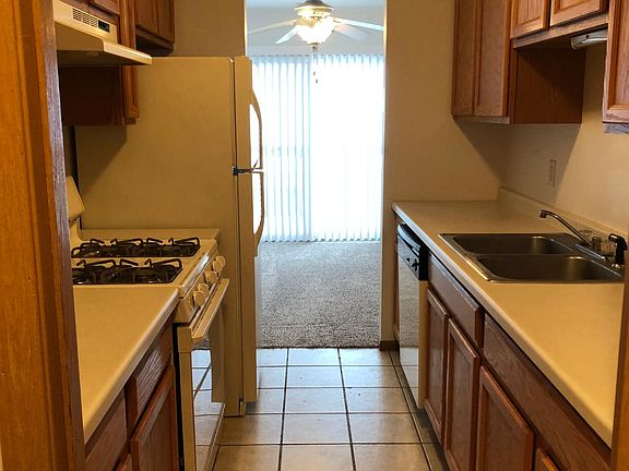 4th image of 1521 Wingo Ln APT 4