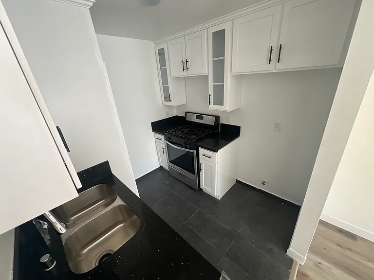 4184.5 Arch Dr #312 — Photo 4