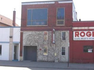 953 W 5th St, Winona, MN 55987