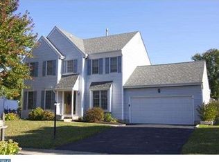 906 Hickory Grove Dr, Limerick, PA 19468