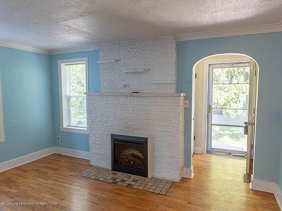 5th image of 551 E Stoddard Ave