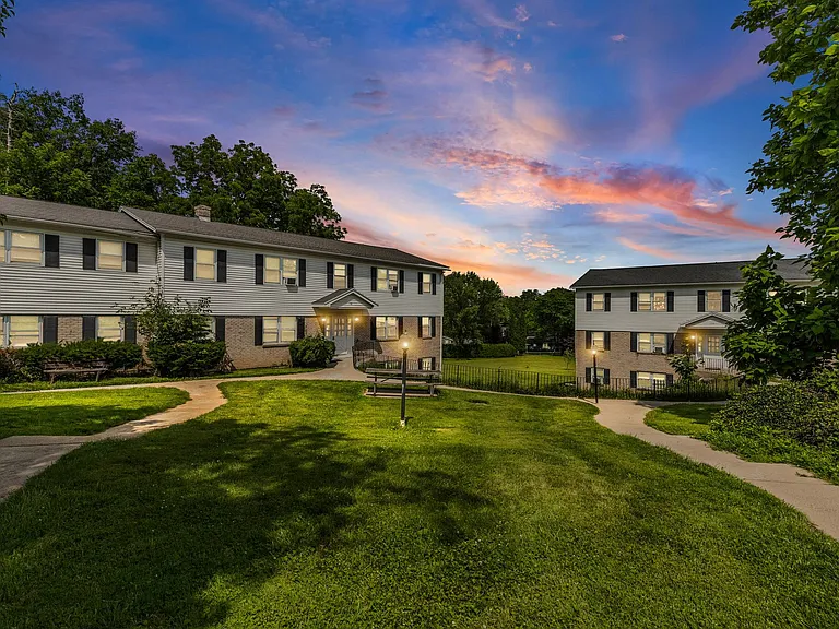 Canandaigua Garden Apartments — Photo 1