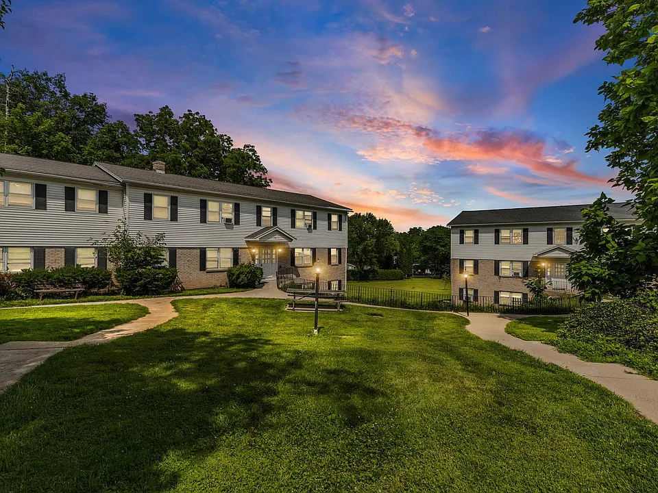 Canandaigua Garden Apartments