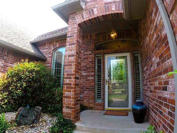 4th image of 13704 Bodega Dr