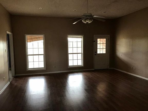 3rd image of 284 Calhoun Dairy Dr
